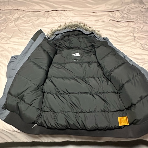 The North Face Men's Gray and Black McMurdo Bomber Jacket - Picture 2 of 6